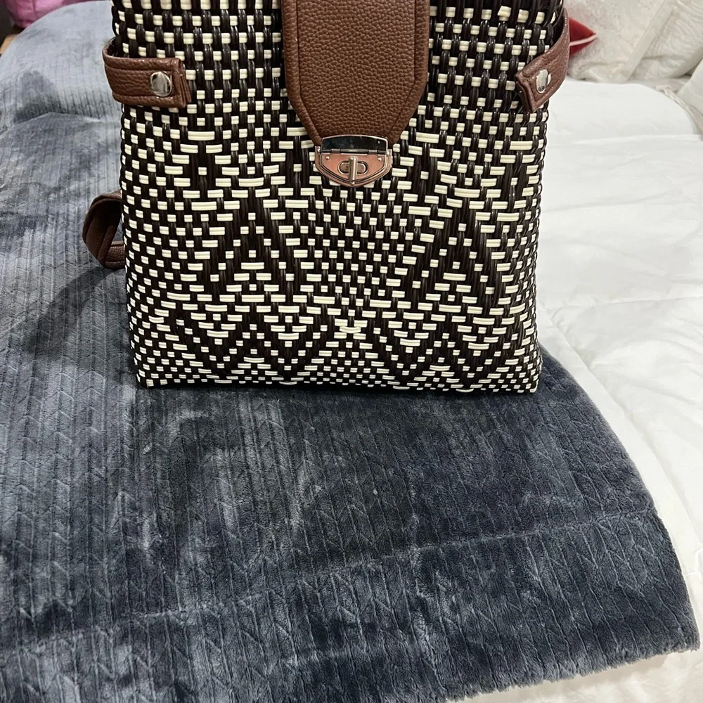 Backpack - Picture 1 of 2